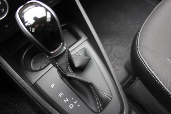 Lada (ВАЗ) Vesta I Рестайлинг (NG) с пробегом 2025 года, цена 1 337 000 рублей, 27589 км, универсал, Автокод Объявления