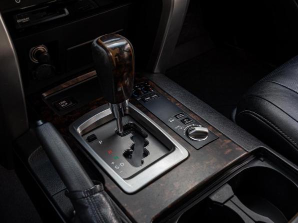 Toyota Land Cruiser 200 Series Рестайлинг 1 с пробегом 2012 года, цена 3 550 000 рублей, 133536 км, внедорожник, Автокод Объявления