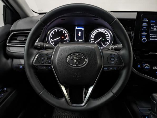 Toyota Camry VIII (XV70) Рестайлинг с пробегом 2021 года, цена 3 750 000 рублей, 5674 км, седан, Автокод Объявления