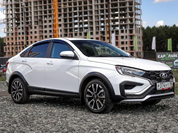Lada (ВАЗ) Vesta I Рестайлинг (NG) с пробегом 2024 года, цена 1 340 000 рублей, 39400 км, седан, Автокод Объявления