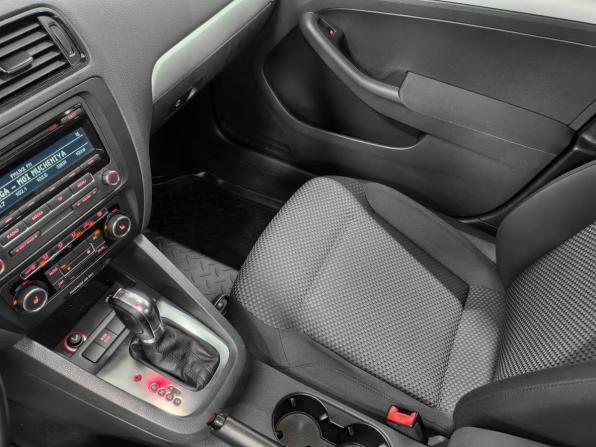Volkswagen Jetta VI с пробегом 2012 года, цена 1 230 000 рублей, 92000 км, седан, Автокод Объявления