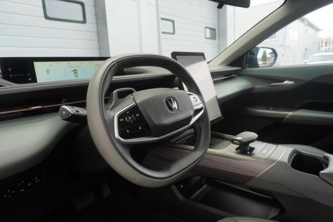 Changan Lamore с пробегом 2023 года, цена 2 099 000 рублей, 17702 км, седан, Автокод Объявления