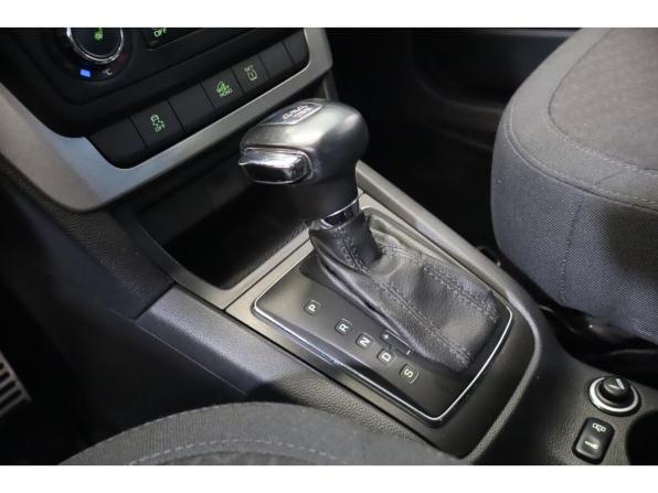 Skoda Yeti I с пробегом 2012 года, цена 967 500 рублей, 155073 км, внедорожник, Автокод Объявления