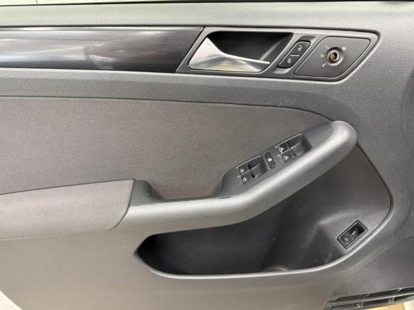 Volkswagen Jetta VI с пробегом 2011 года, цена 895 440 рублей, 196100 км, седан, Автокод Объявления