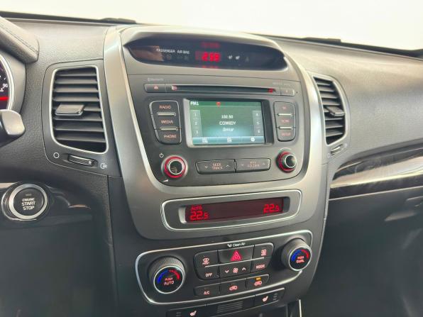 Kia Sorento II Рестайлинг с пробегом 2018 года, цена 1 999 000 рублей, 167710 км, внедорожник, Автокод Объявления
