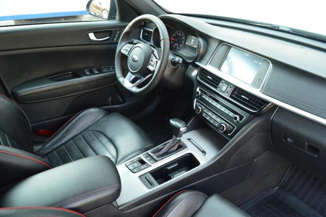 Kia Optima IV с пробегом 2018 года, цена 2 200 000 рублей, 89605 км, седан, Автокод Объявления