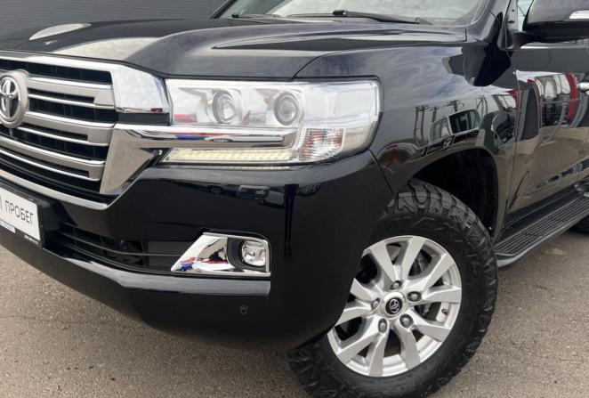 Toyota Land Cruiser 200 Series Рестайлинг 2 с пробегом 2019 года, цена 5 450 000 рублей, 381140 км, внедорожник, Автокод Объявления