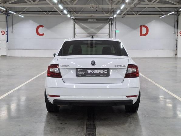 Skoda Octavia III (A7) Рестайлинг с пробегом 2017 года, цена 1 979 000 рублей, 109350 км, лифтбек, Автокод Объявления
