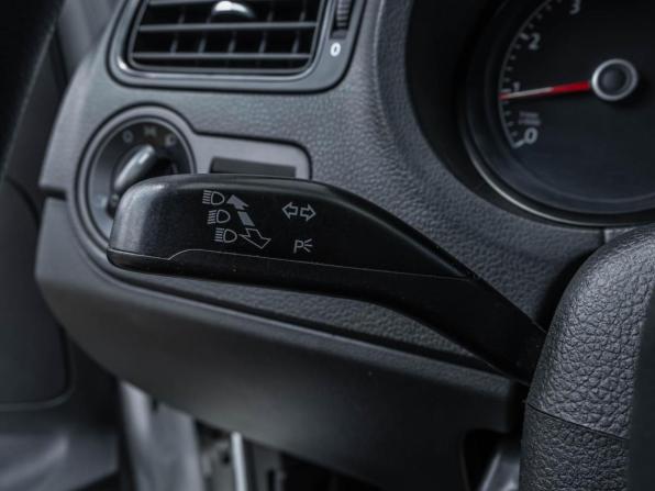Volkswagen Polo V Рестайлинг с пробегом 2020 года, цена 1 468 400 рублей, 101575 км, седан, Автокод Объявления