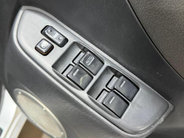 Toyota RAV4 II (XA20) Рестайлинг с пробегом 2004 года, цена 827 000 рублей, 368000 км, внедорожник, Автокод Объявления