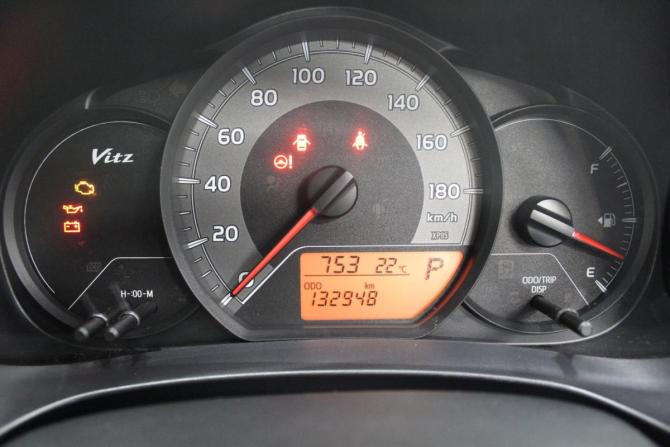 Toyota Vitz III (XP130) Рестайлинг 2 с пробегом 2019 года, цена 895 000 рублей, 132948 км, хэтчбек, Автокод Объявления