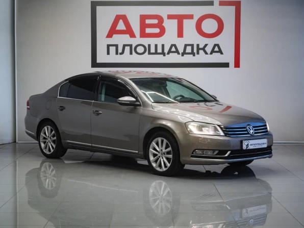 Volkswagen Passat B7 с пробегом 2011 года, цена 1 029 000 рублей, 215898 км, седан, Автокод Объявления