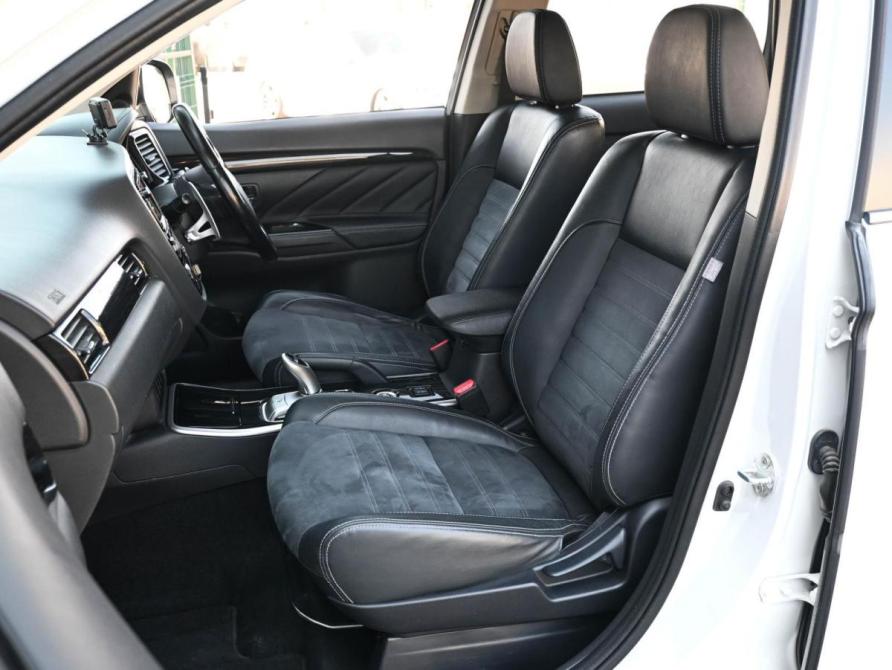 Mitsubishi Outlander III Рестайлинг 2 Новороссийск  - изображение 8
