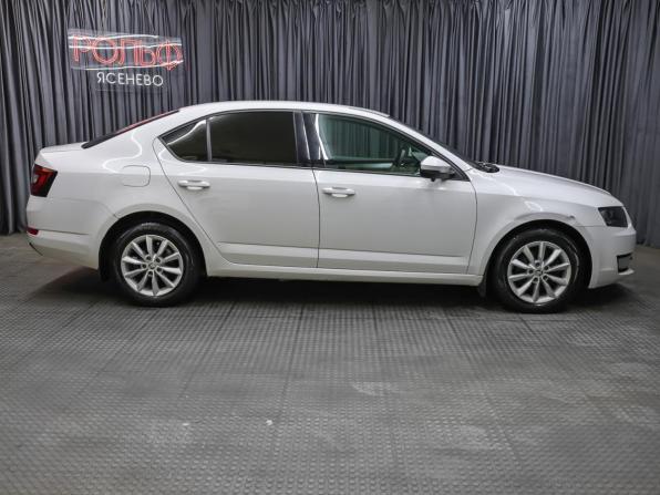 Skoda Octavia III (A7) с пробегом 2013 года, цена 1 198 000 рублей, 180000 км, лифтбек, Автокод Объявления