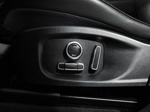 Jaguar F-Pace I с пробегом 2019 года, цена 2 299 700 рублей, 143404 км, внедорожник, Автокод Объявления