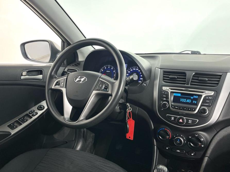 Hyundai Solaris I Рестайлинг Ижевск  - изображение 18