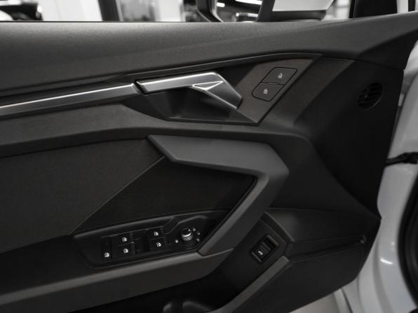 Audi A3 IV (8Y) с пробегом 2021 года, цена 2 810 000 рублей, 47182 км, хэтчбек, Автокод Объявления