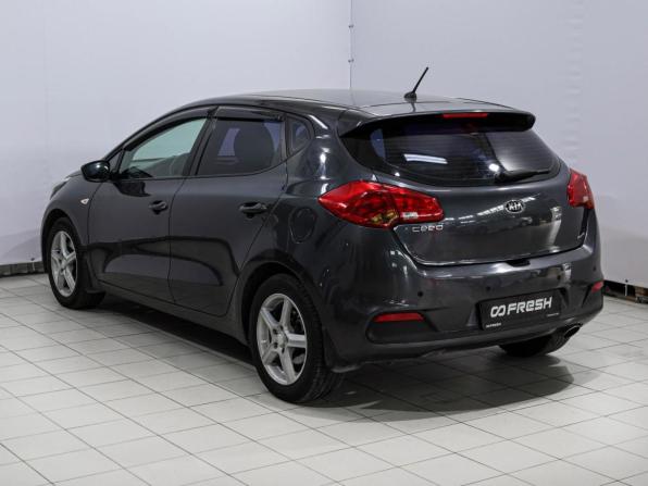 Kia Ceed II с пробегом 2015 года, цена 1 319 500 рублей, 136010 км, хэтчбек, Автокод Объявления