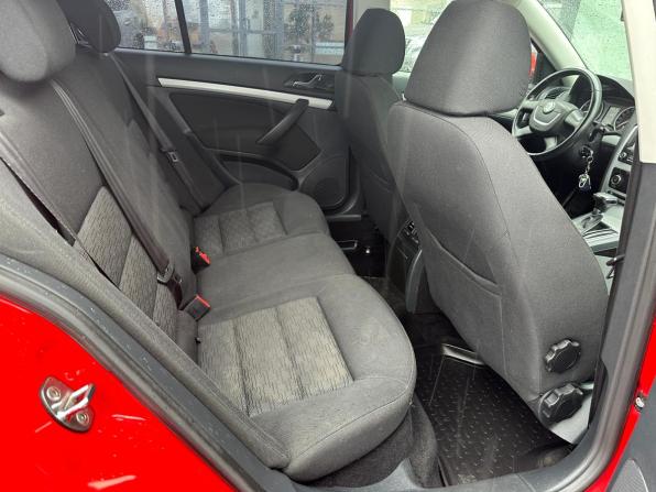 Skoda Octavia II (A5) Рестайлинг с пробегом 2012 года, цена 870 000 рублей, 219759 км, лифтбек, Автокод Объявления