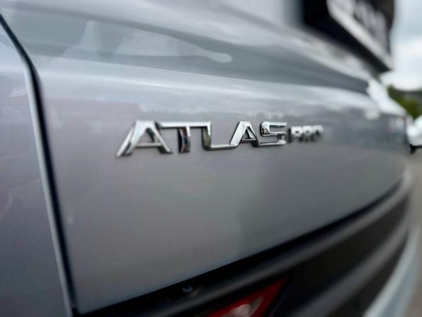 Geely Atlas Pro с пробегом 2022 года, цена 1 970 000 рублей, 67533 км, внедорожник, Автокод Объявления