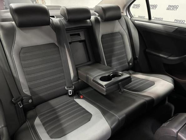Volkswagen Jetta VI с пробегом 2013 года, цена 985 000 рублей, 173194 км, седан, Автокод Объявления