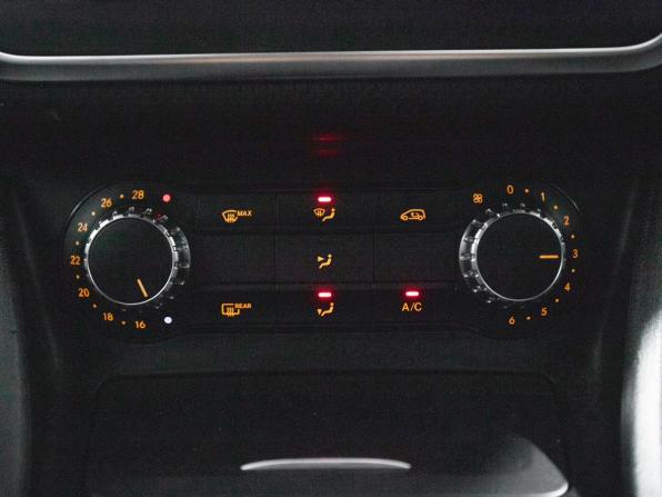 Mercedes-Benz A-Класс III (W176) с пробегом 2014 года, цена 1 245 000 рублей, 70220 км, хэтчбек, Автокод Объявления