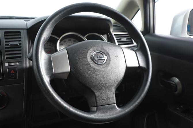 Nissan Tiida I с пробегом 2012 года, цена 819 000 рублей, 156000 км, хэтчбек, Автокод Объявления