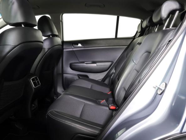 Kia Sportage IV Рестайлинг с пробегом 2019 года, цена 2 190 000 рублей, 133148 км, внедорожник, Автокод Объявления