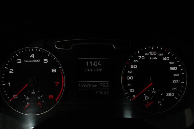 Audi Q3 I (8U) с пробегом 2013 года, цена 1 319 000 рублей, 160000 км, внедорожник, Автокод Объявления