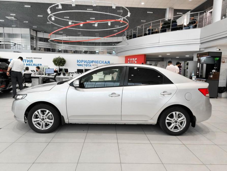 Kia Cerato II Казань  - изображение 10