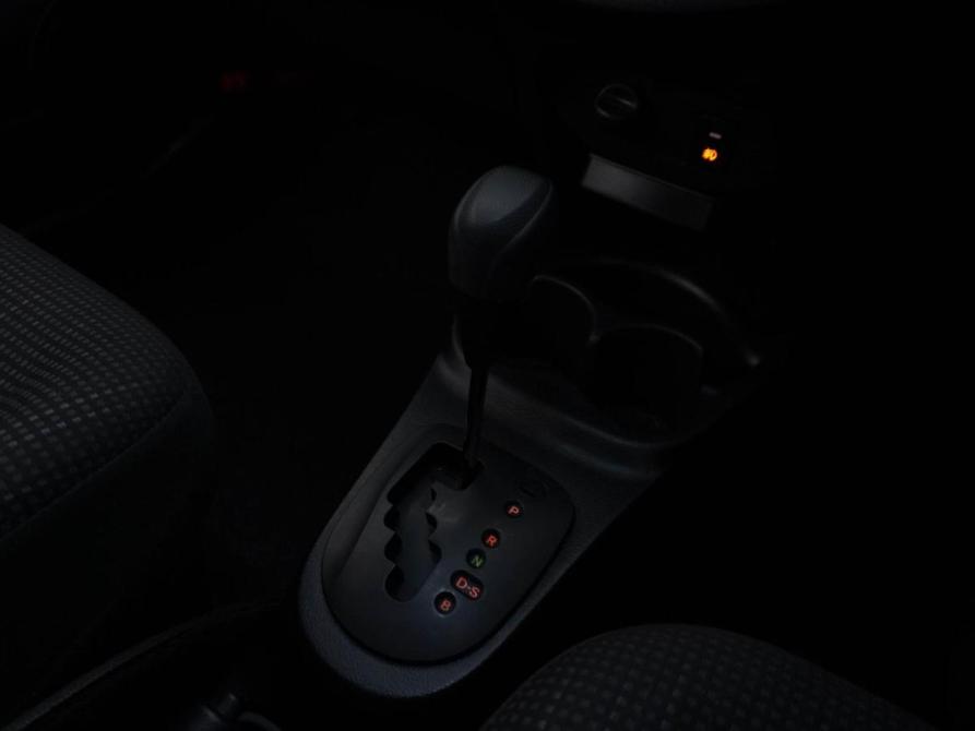 Toyota Vitz III (XP130) Рестайлинг 2 Москва  - изображение 16