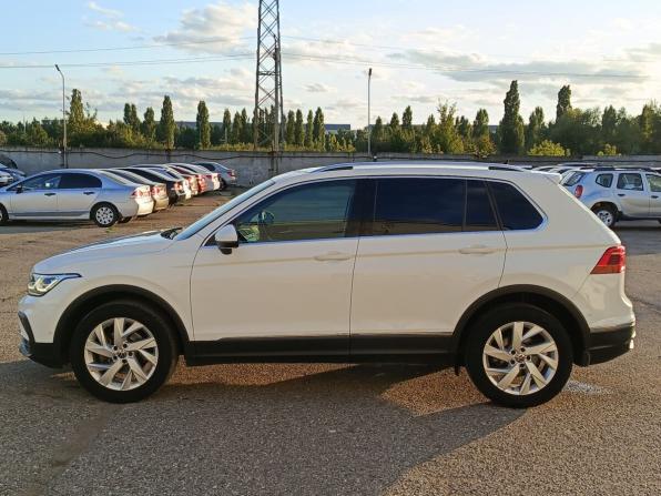 Volkswagen Tiguan II Рестайлинг с пробегом 2021 года, цена 2 380 000 рублей, 132800 км, внедорожник, Автокод Объявления