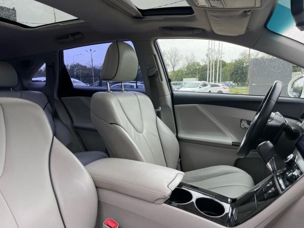 Toyota Venza I Рестайлинг с пробегом 2013 года, цена 2 200 000 рублей, 189000 км, внедорожник, Автокод Объявления