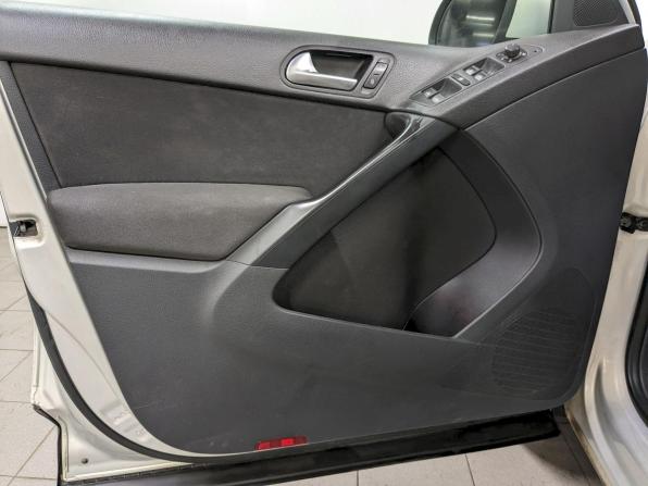 Volkswagen Tiguan I Рестайлинг с пробегом 2012 года, цена 1 250 000 рублей, 194191 км, внедорожник, Автокод Объявления