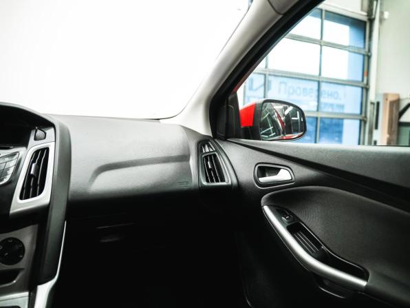 Ford Focus III с пробегом 2012 года, цена 679 000 рублей, 190455 км, хэтчбек, Автокод Объявления