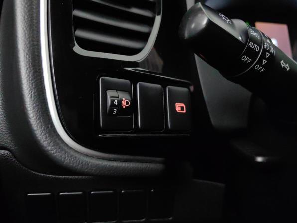 Mitsubishi Outlander III Рестайлинг 3 с пробегом 2018 года, цена 1 699 000 рублей, 108758 км, внедорожник, Автокод Объявления