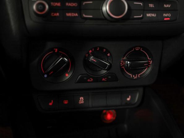 Audi A1 I (8X) с пробегом 2012 года, цена 1 149 000 рублей, 133028 км, хэтчбек, Автокод Объявления