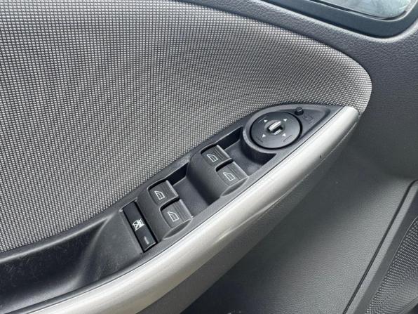 Ford Focus III с пробегом 2014 года, цена 555 000 рублей, 326838 км, универсал, Автокод Объявления
