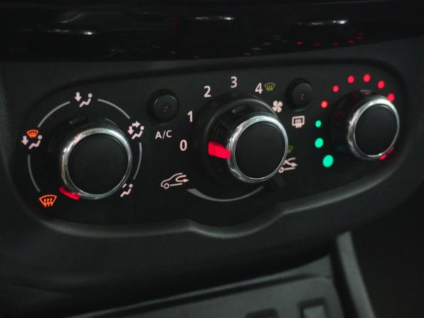 Renault Duster I Рестайлинг с пробегом 2015 года, цена 1 032 000 рублей, 229077 км, внедорожник, Автокод Объявления