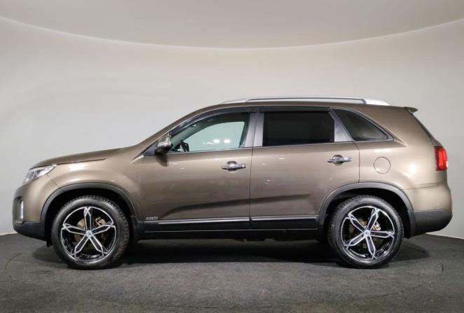 Kia Sorento II Рестайлинг с пробегом 2017 года, цена 2 070 000 рублей, 186167 км, внедорожник, Автокод Объявления