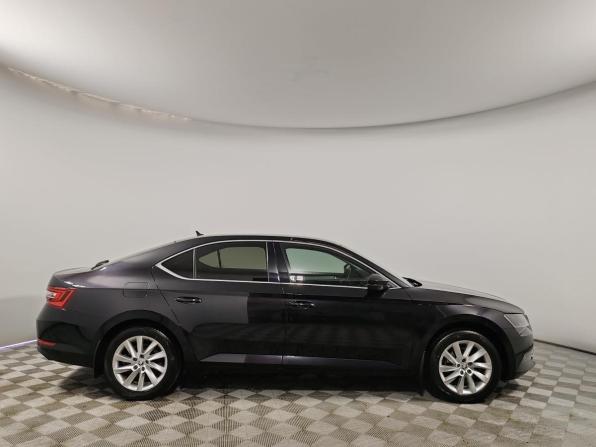 Skoda Superb III с пробегом 2017 года, цена 1 975 000 рублей, 159021 км, лифтбек, Автокод Объявления
