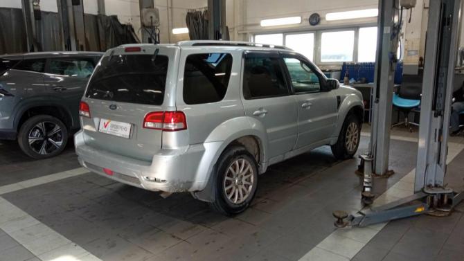 Ford Escape II с пробегом 2008 года, цена 390 001 рубль, 379064 км, внедорожник, Автокод Объявления