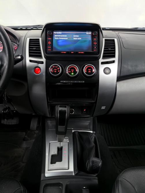 Mitsubishi Pajero Sport II Рестайлинг Москва  - изображение 12