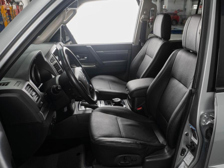 Mitsubishi Pajero IV Рестайлинг 2 Тюмень  - изображение 10