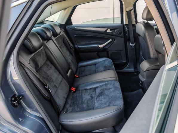 Ford Mondeo IV Рестайлинг с пробегом 2010 года, цена 990 000 рублей, 90274 км, седан, Автокод Объявления
