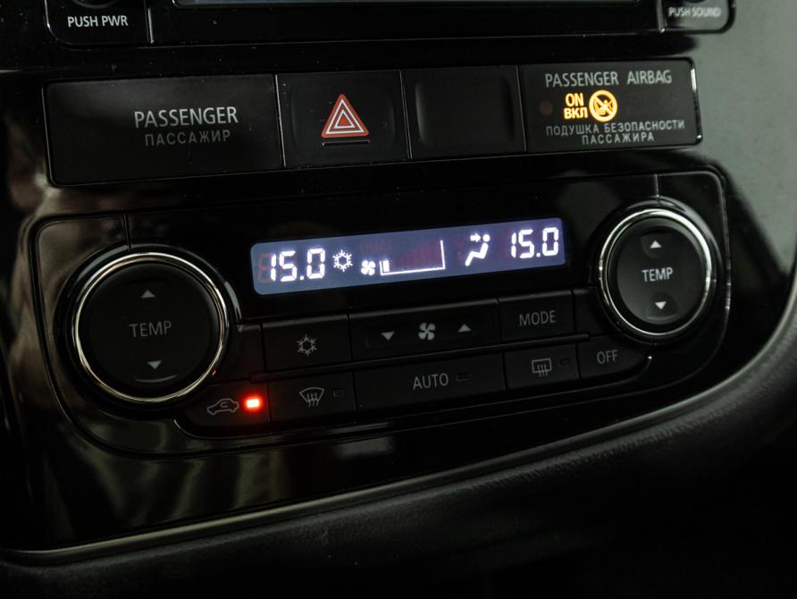 Mitsubishi Outlander III Рестайлинг 2 Санкт-Петербург  - изображение 16