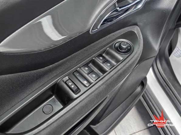 Opel Mokka I с пробегом 2013 года, цена 950 000 рублей, 154000 км, внедорожник, Автокод Объявления