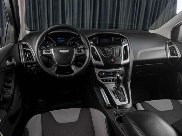Ford Focus III с пробегом 2013 года, цена 799 000 рублей, 217466 км, хэтчбек, Автокод Объявления