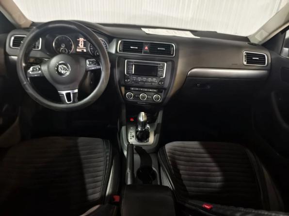Volkswagen Jetta VI Рестайлинг с пробегом 2014 года, цена 630 000 рублей, 234113 км, седан, Автокод Объявления