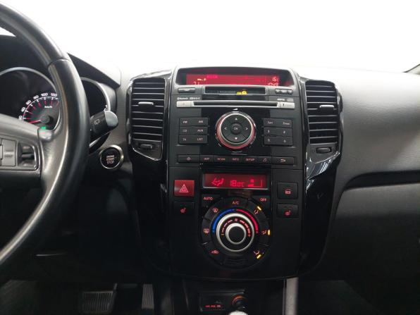 Kia Venga I Рестайлинг с пробегом 2014 года, цена 985 000 рублей, 128000 км, минивэн, Автокод Объявления